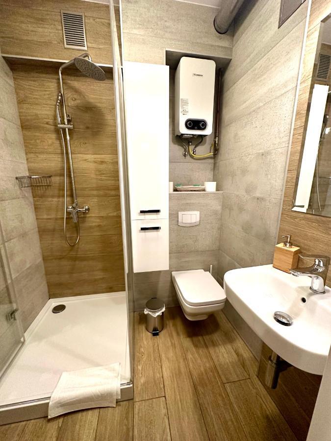 Jazz Apartament Czestochowa Centrum 2-Bedroom מראה חיצוני תמונה