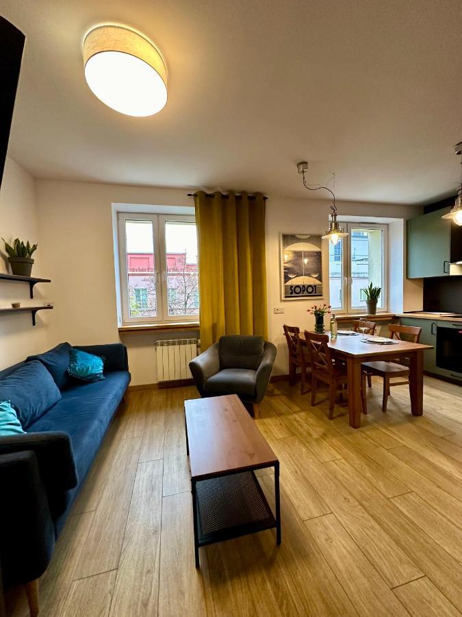 Jazz Apartament Czestochowa Centrum 2-Bedroom מראה חיצוני תמונה